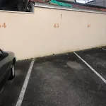 Entierement Rénové Avec Vue Sur Le Bassin Et St Yves Parking Privé