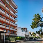 Entierement Renove Avec Vue Sur Le Bassin Et St Yves - Parking Prive *