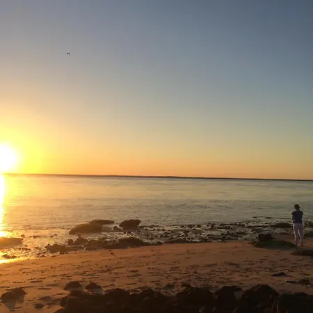 Entierement Renove Avec Vue Sur Le Bassin Et St Yves - Parking Prive * Аркашон