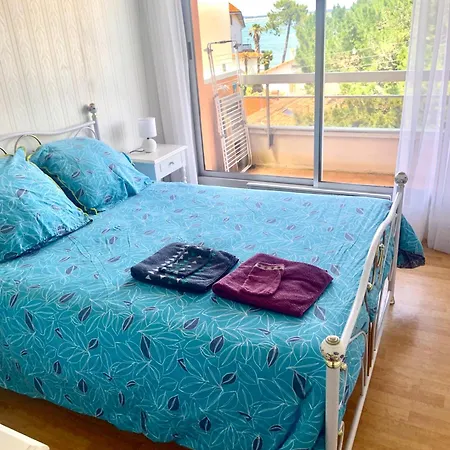 Entierement Renove Avec Vue Sur Le Bassin Et St Yves Parking Prive *