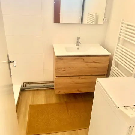 Entierement Renove Avec Vue Sur Le Bassin Et St Yves Parking Prive * Arcachon