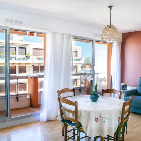 Entierement Renove Avec Vue Sur Le Bassin Et St Yves - Parking Prive Аркашон