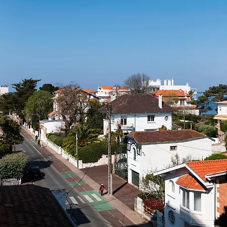 Entierement Renove Avec Vue Sur Le Bassin Et St Yves - Parking Prive Апартаменти