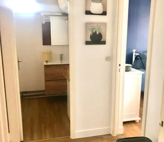 Entierement Renove Avec Vue Sur Le Bassin Et St Yves Parking Prive 아파트